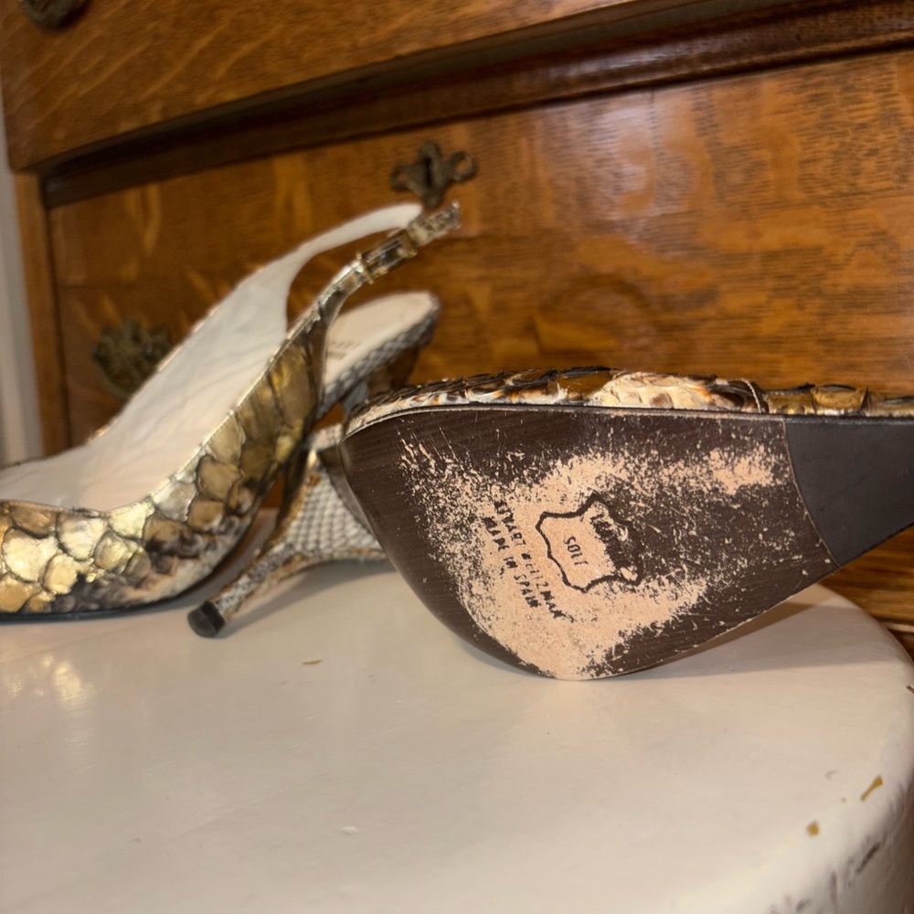 Stuart Weitzman Metallic Python Slingback Heels 6… - image 8